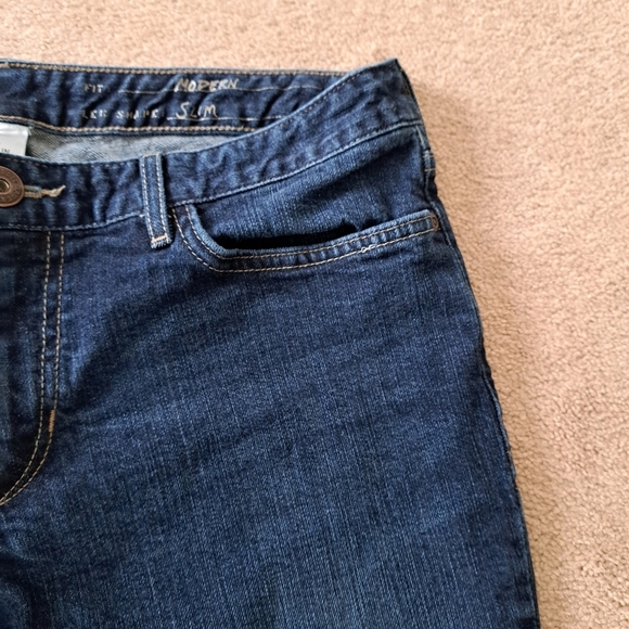 Eddie Bauer Jeans Womens 10 Blue Denim Slim Fit Mid Rise - Picture 4 of 13